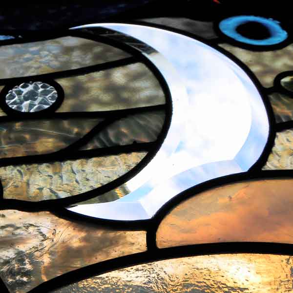 Detail of AE530 Victorian Combo Glass Window